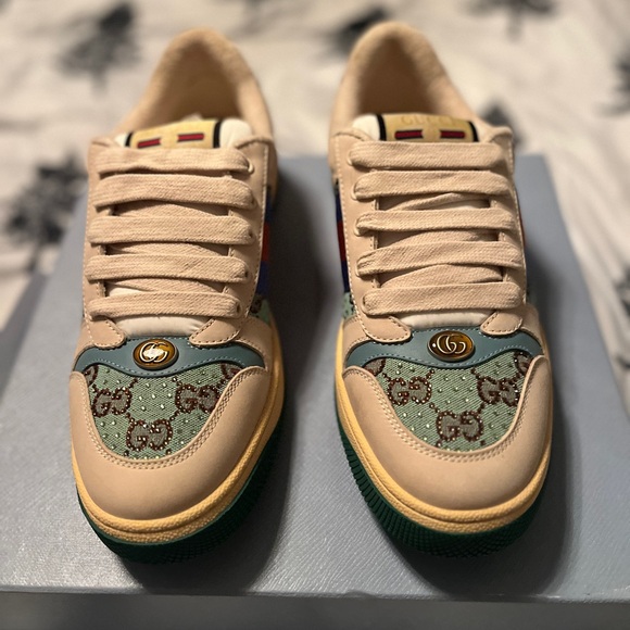 Gucci Beige and Green Sneakers - Picture 4 of 5